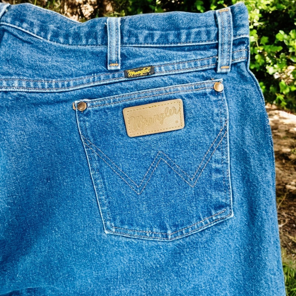Vtg Wrangler Cowboy Cut Jeans Mens 42x34 Blue Straight Leg Made‎ In The USA 90's
